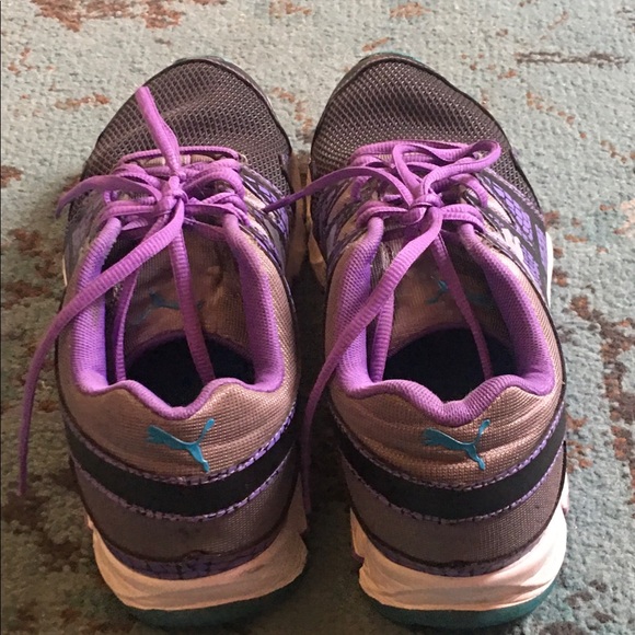 Puma athletic shoes. Sz. 10 Purple, turq, black - Picture 4 of 5